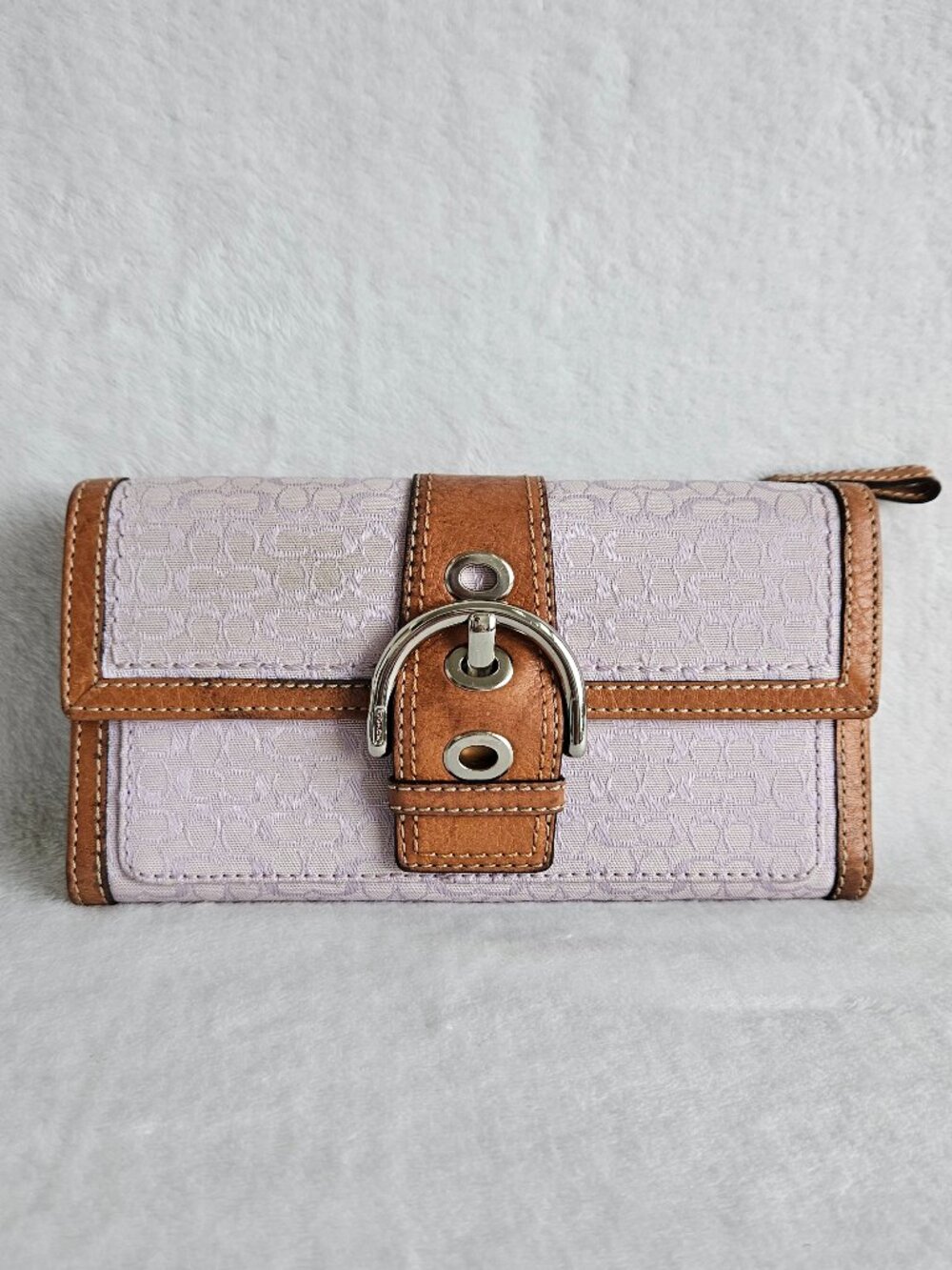 Vintage Coach Soho Wallet/Check Book Lilac purple Signature C Buckle Detail Y2K